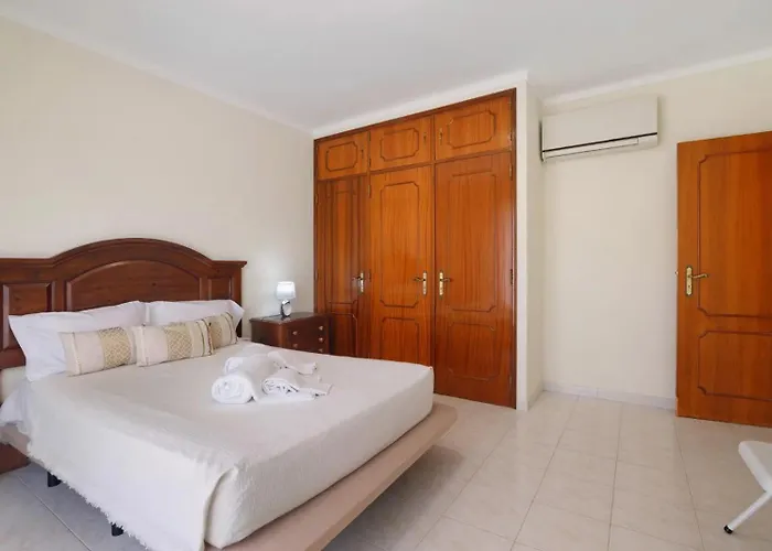 Casa Da Audiencia Lote 32