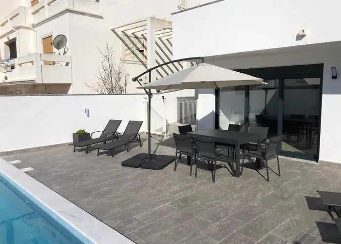 Casa Dulcelina Monte Gordo, Algarve, Portugal